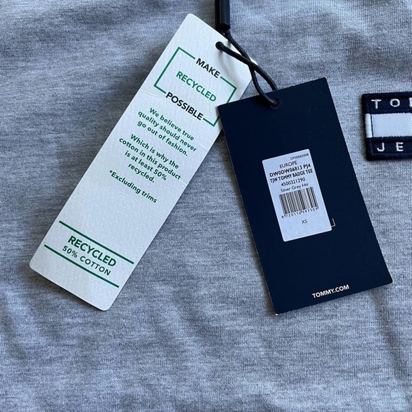 Tommy Hilfiger Short Sleeve Grey Badge Tee XS NWT - Picture 5 of 10